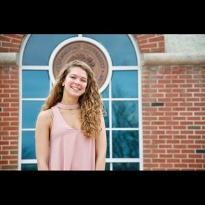 Meet your Posher, Camilla